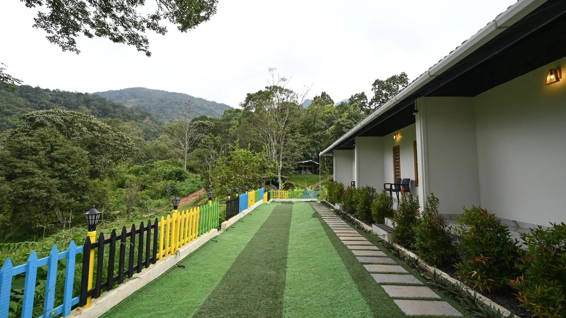 Mountwain 900Kandi Wayanad